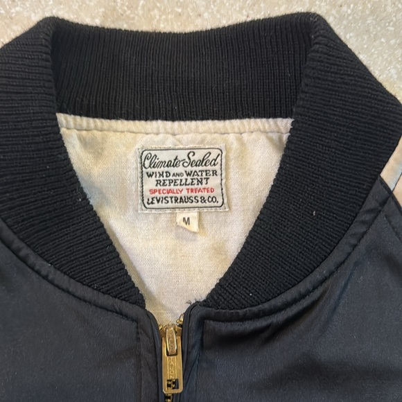 Levi’s Vintage Climate Seal Bomber Jacket Men’s M - Picture 4 of 11